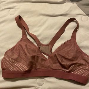 Lululemons sports bra 36c